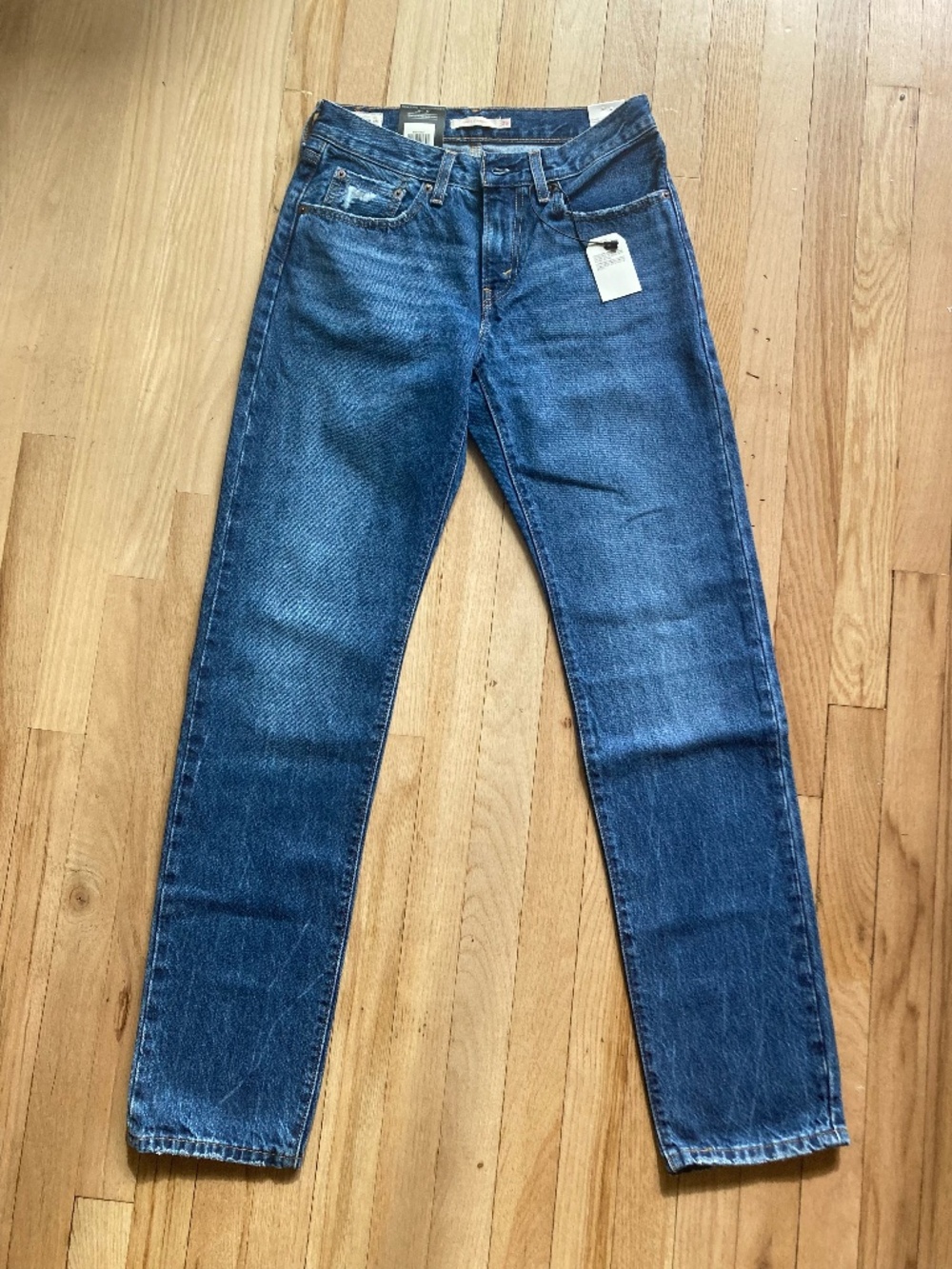 NWT - Levi's middy straight 26/33